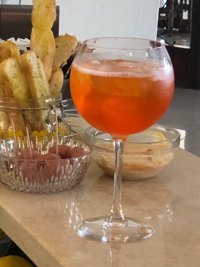 阿葵玛莉娜酒店 费拉约港 外观 照片